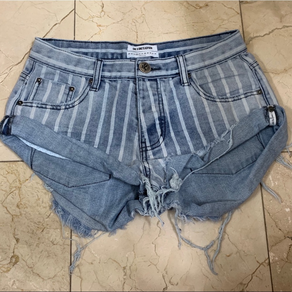 One Teaspoon Rocky Bandits Shorts Size 25